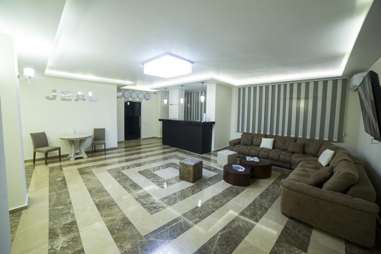 באטומי Hotel Jeal מראה חיצוני תמונה