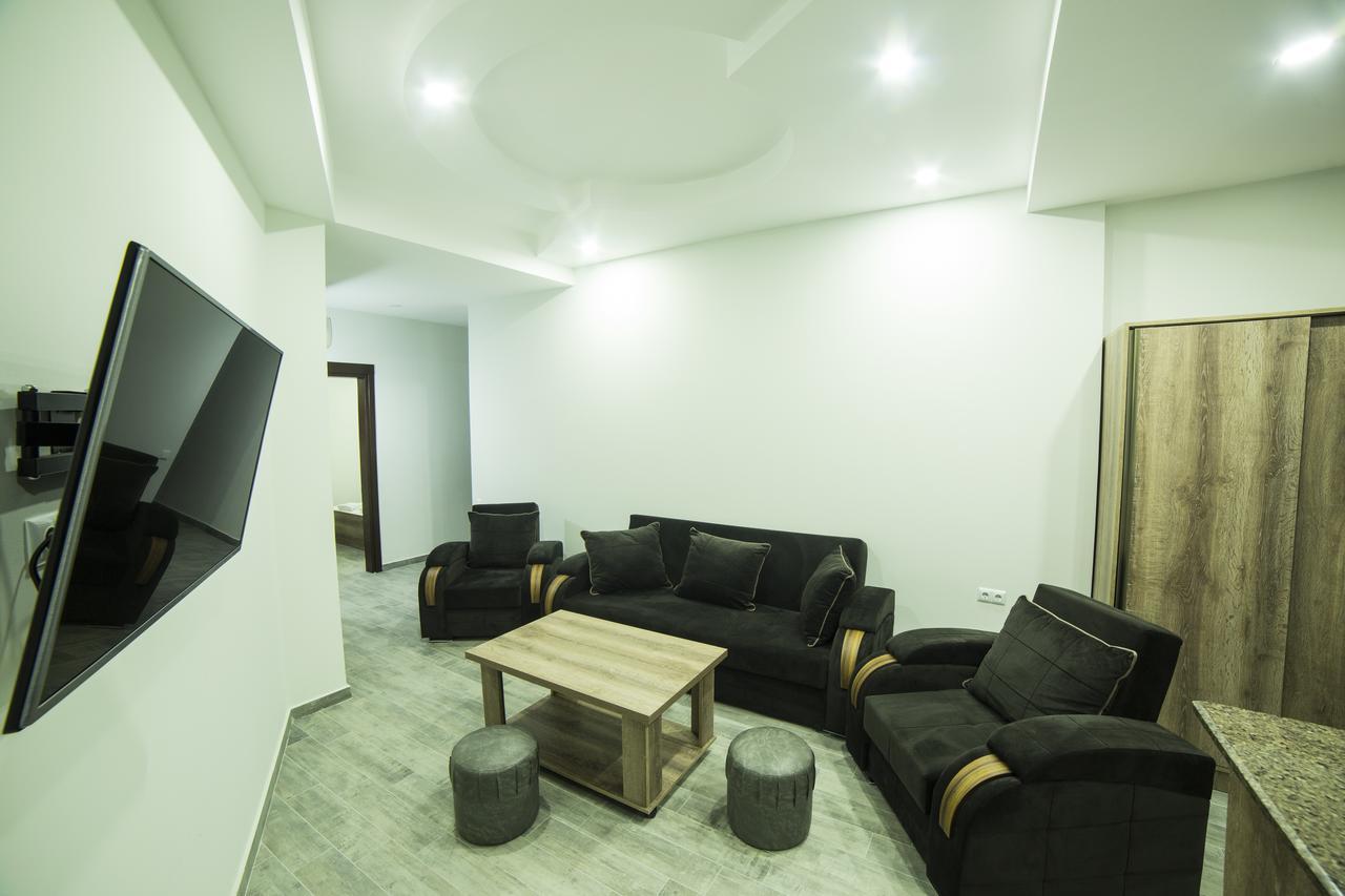 באטומי Hotel Jeal מראה חיצוני תמונה
