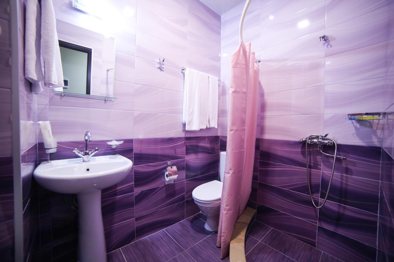 באטומי Hotel Jeal מראה חיצוני תמונה