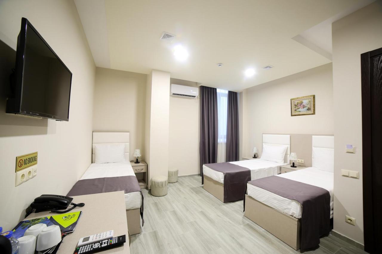 באטומי Hotel Jeal מראה חיצוני תמונה